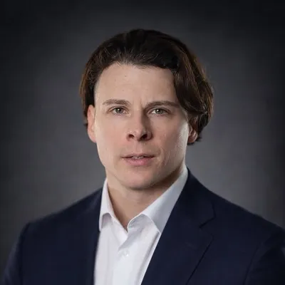 Jeremy Ryan Slate profile