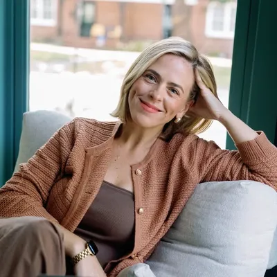Jess Connolly | Author + Bible Teacher profile
