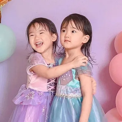 ARWEN & ARYA ๐ฃ๐ฃ profile