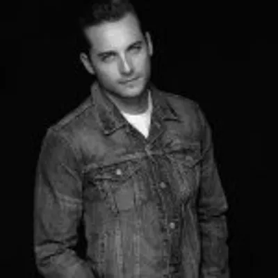 Jesse Lee Soffer profile