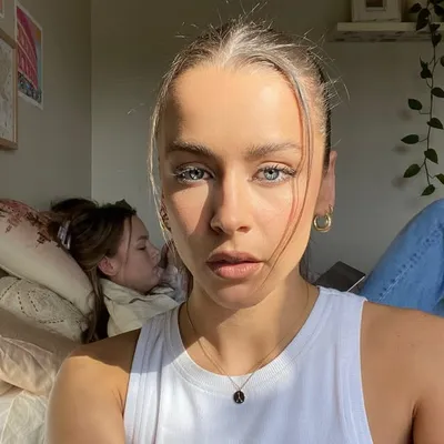 JESSICA - EDWARDS profile