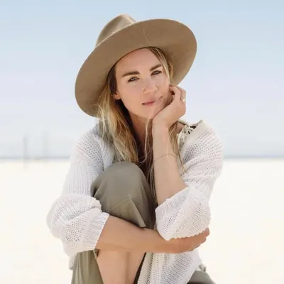 Jessie De Lowe profile
