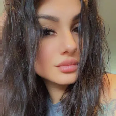 Jessii B Lopez profile