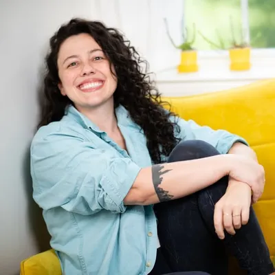 Jessi Kneeland profile