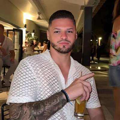 M.BECKER ๐ profile