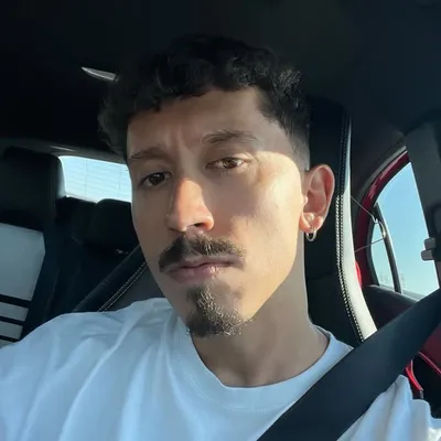 H E N R Y profile