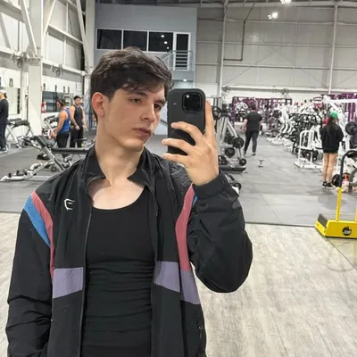 Lamarque🦇 profile