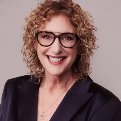 Judy Gold profile