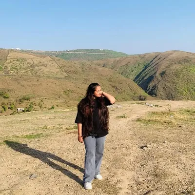 Uma Jhala profile