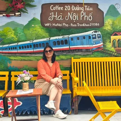 Jhilmil Bhansali | Mom, Finance Blogger| Delhi profile