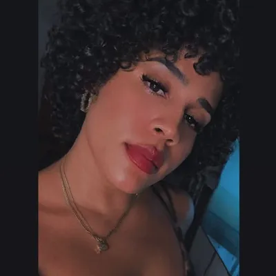 Jholy Paredes profile