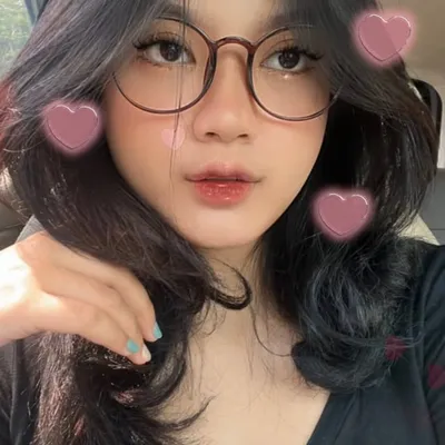 jianshuja ✧☁️˚ · . call me om!💋 profile