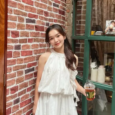 Jia Wei 嘉维 profile