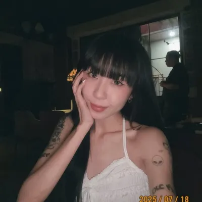 Jade 李嘉欣 profile