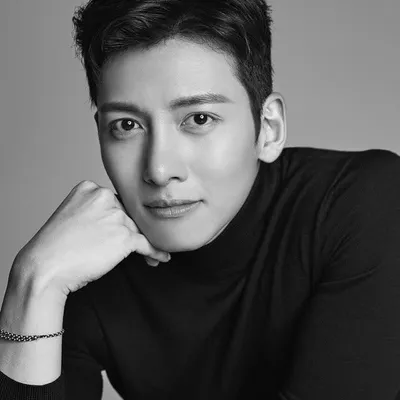지창욱 profile