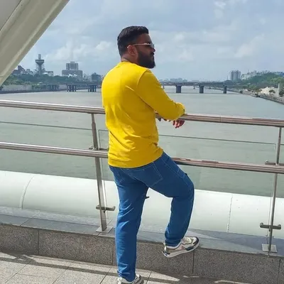 VaGh JiGgU profile