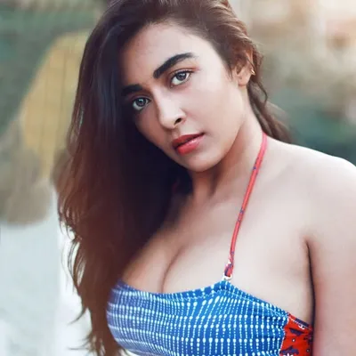 Jinal Joshi profile