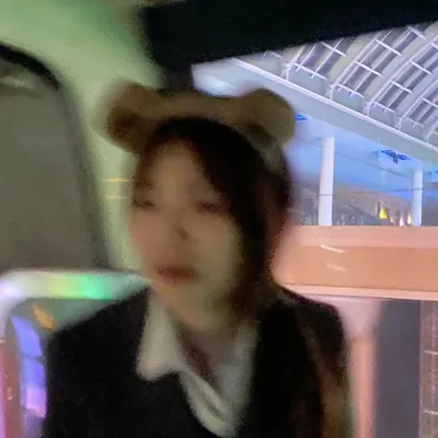 Chloe ๐ฐ profile