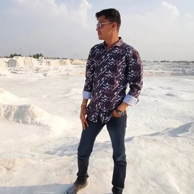 Jishan Shaikh🤍🖤 profile