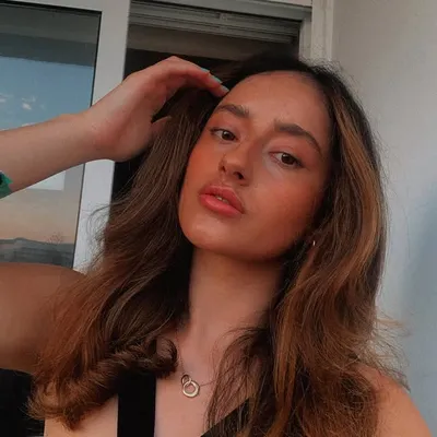 Jess Martin profile