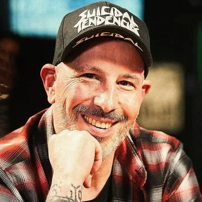 Julien Ménielle profile