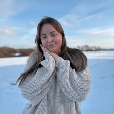 JENNY - UGC & Content Creator profile