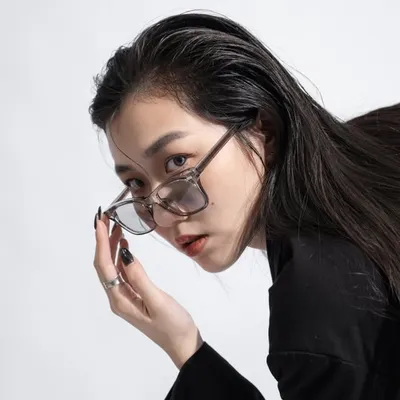 緗 profile