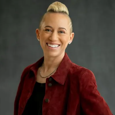 Joanna Lohman profile