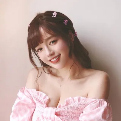 丘涵 profile
