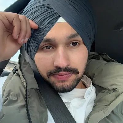 Joban (ਮਝੈਲ🦅) profile