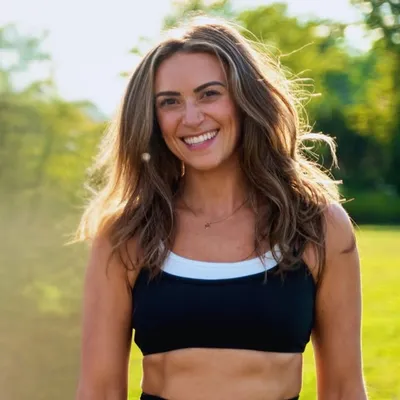 Joelle Cavagnaro profile