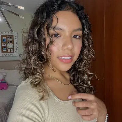 Johanna De La Cruz profile