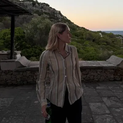 Jo Aure profile