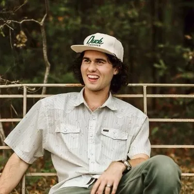 John Luke Robertson profile