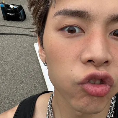 Johnny Suh profile