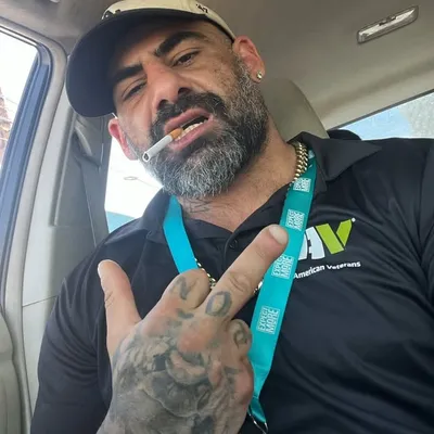 Johnny Karian profile