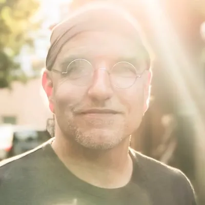 John Stanmeyer profile