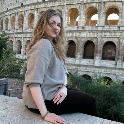 J O L A N T A profile