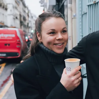nutritionists & café owner profile