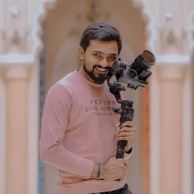 J A Y E S H P A N C H A L 🎭 (चलचित्र कलाकार) profile