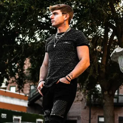 Jonas profile