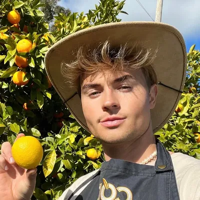 Jonas Moll | Reisen, Tipps, Travel, Lifestyle profile