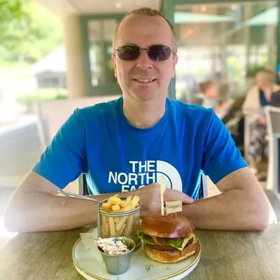 Jonathan the Veggie Guy ๐ฑ profile