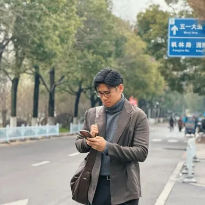 Jonathan Leon Lim profile