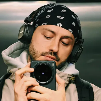 JONNY SYMMETRY profile