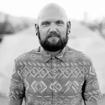 Jordan Voth | Seattle Wedding Photographer profile
