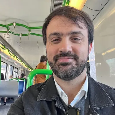 Jorge Sharp profile