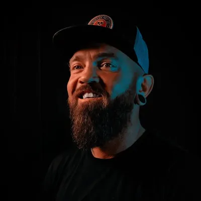 Joseph Valle profile