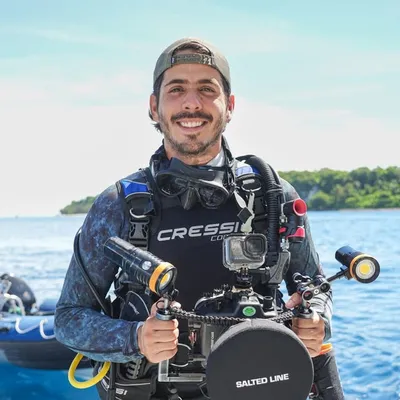 Jose Soto | Ocean Explorer ๐ฆ profile