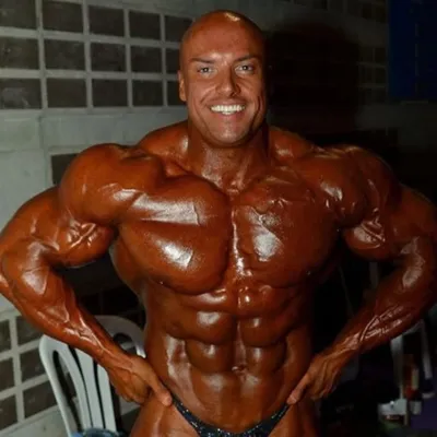 King of the gym | online coach | professional trainer | apparel profile